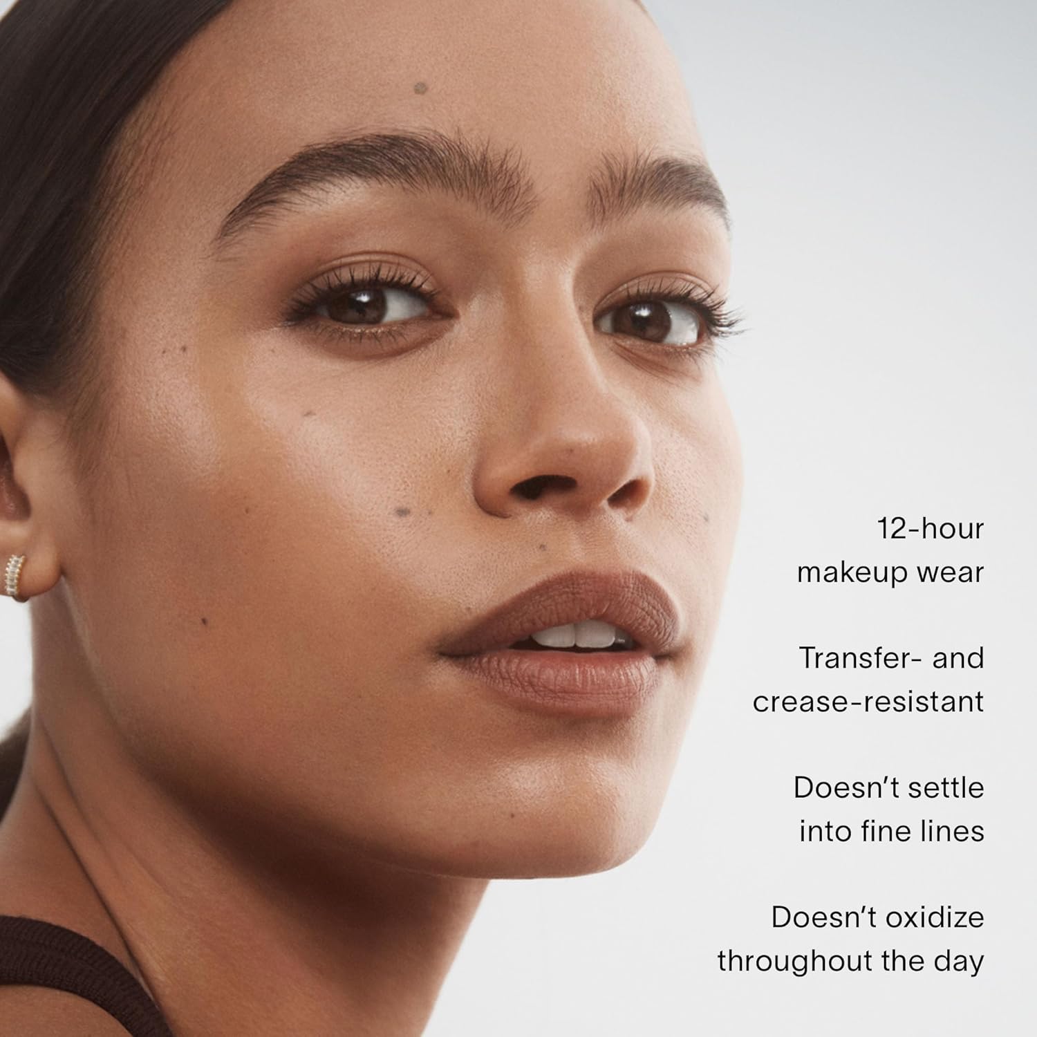 Hourglass Illusion Luminous Glow Foundation SPF 30